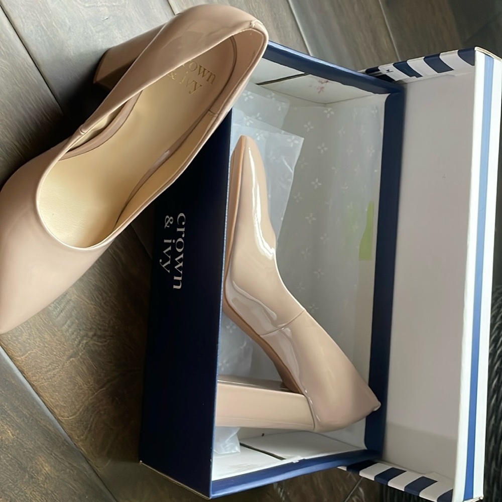 Crown & ivy nude color shoes